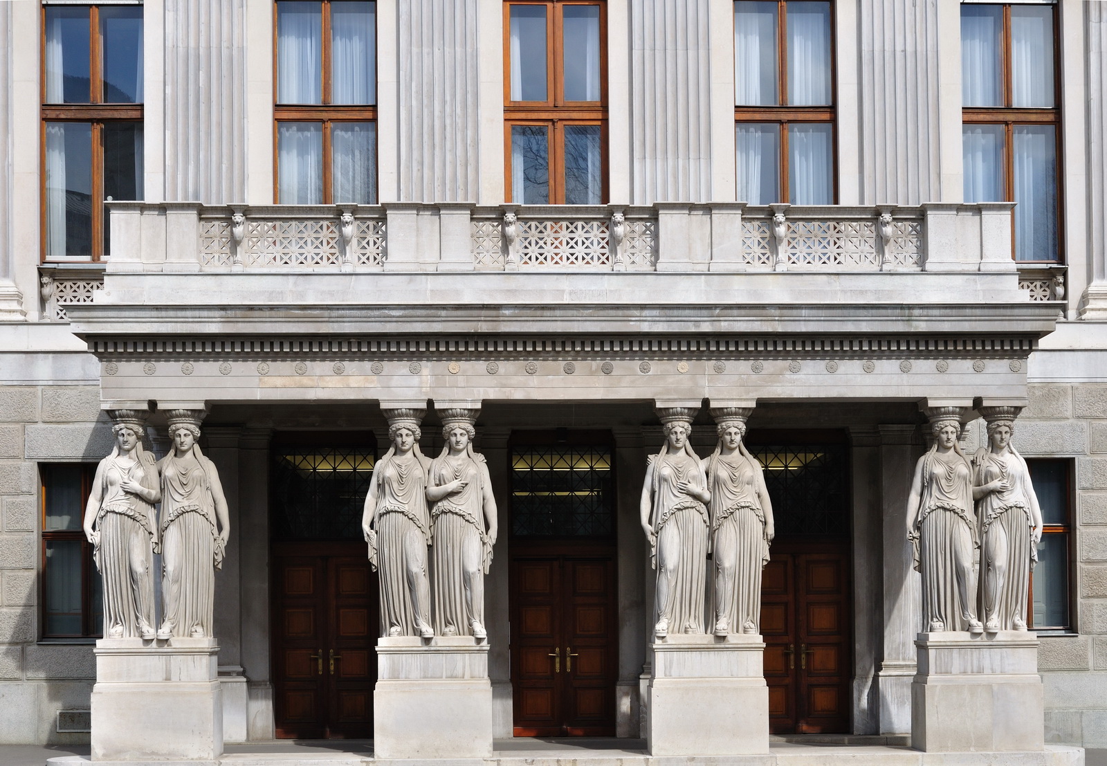Historical.columns 2009