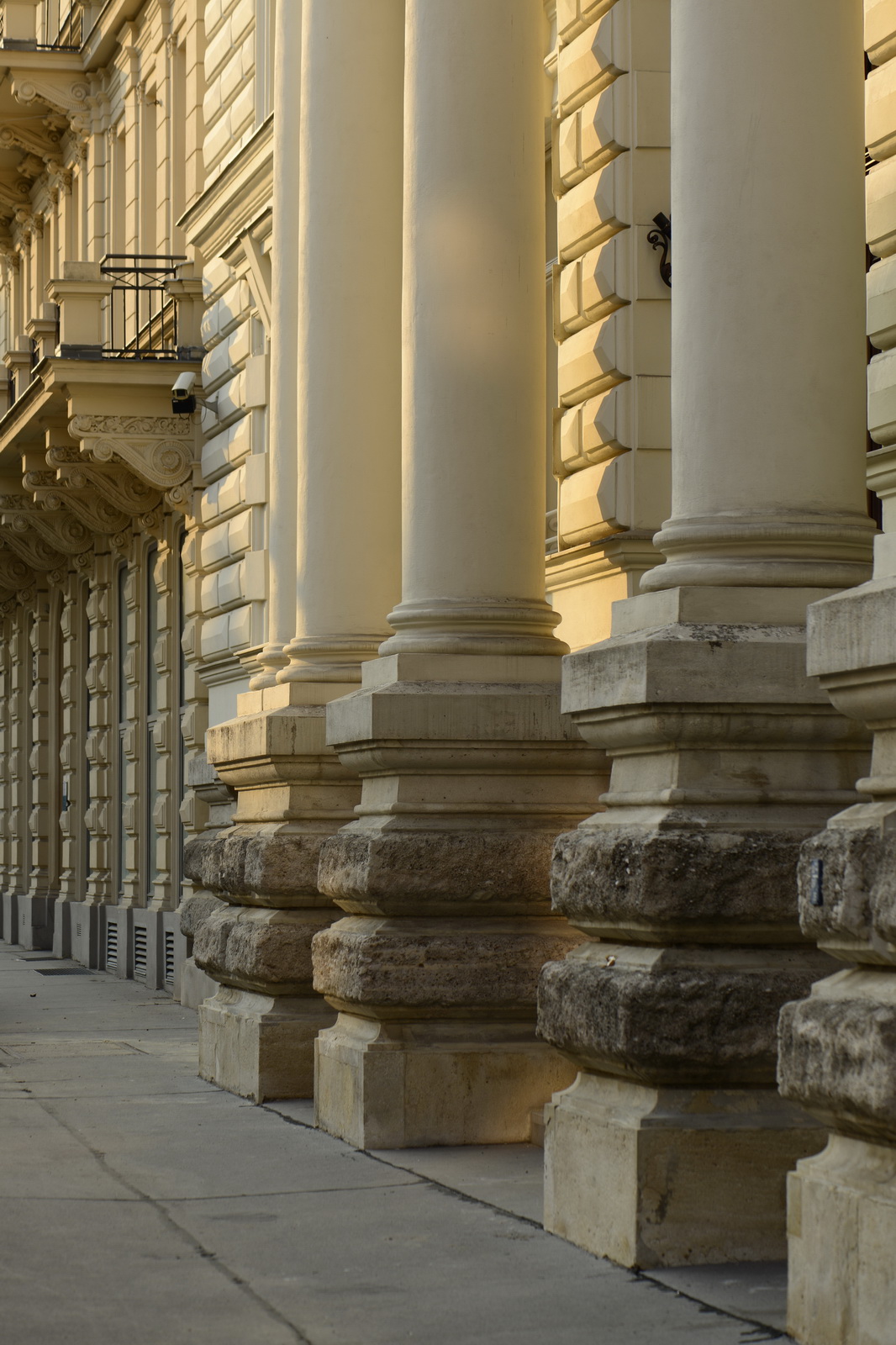 Softly.lighting.mood.in.september 2012