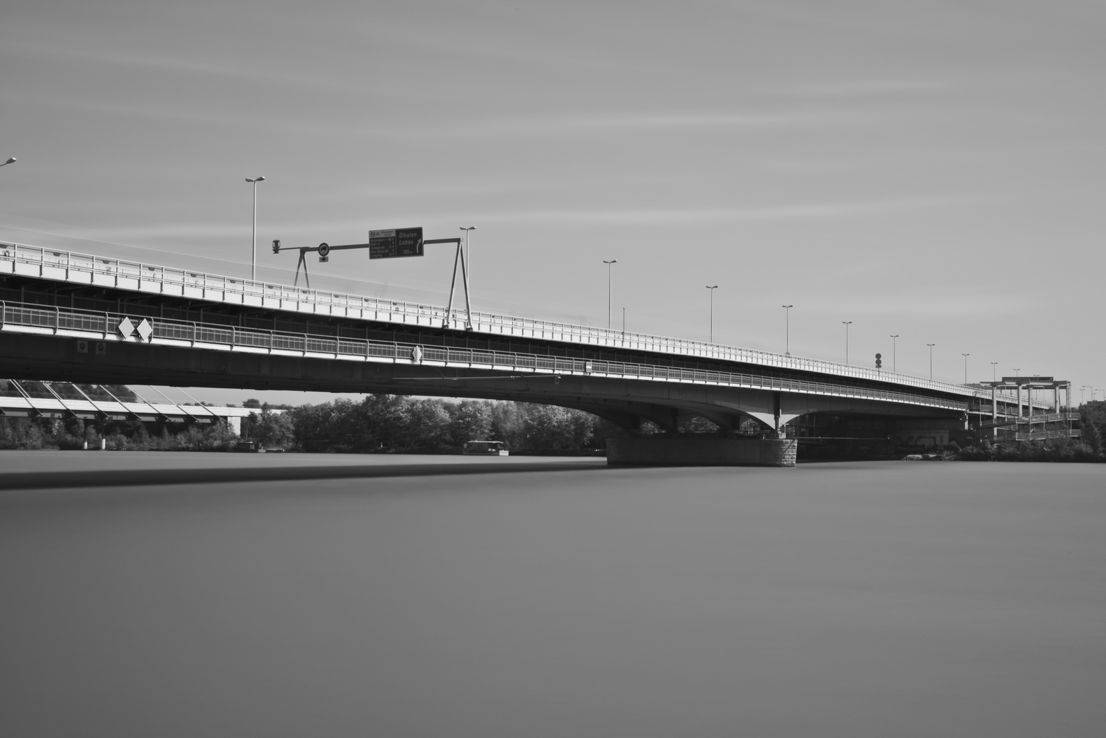 Bridging.urban.districts 2013