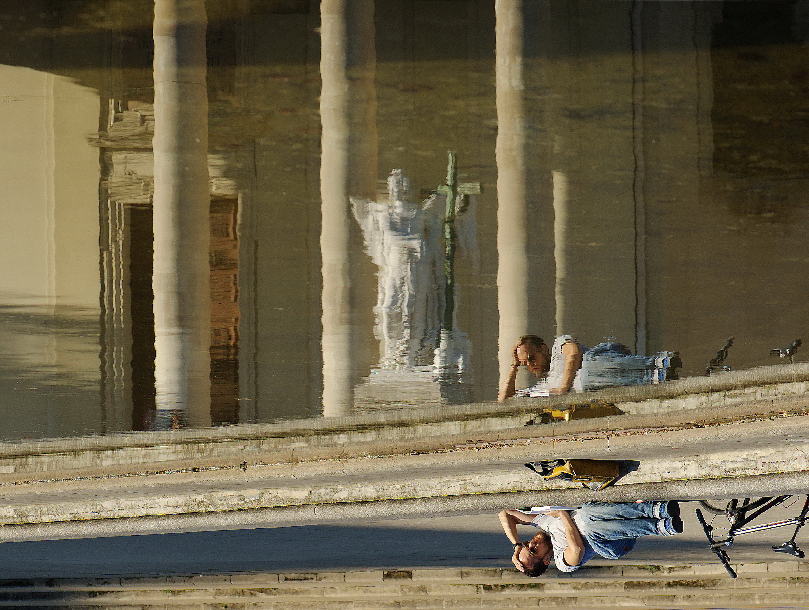 Guarded.lunch.break 2011