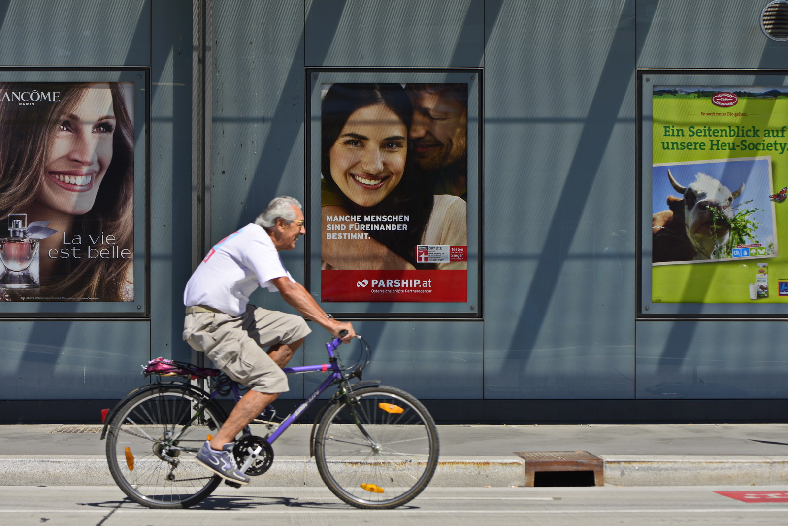 Starting.the.day.with.a.smile 2013