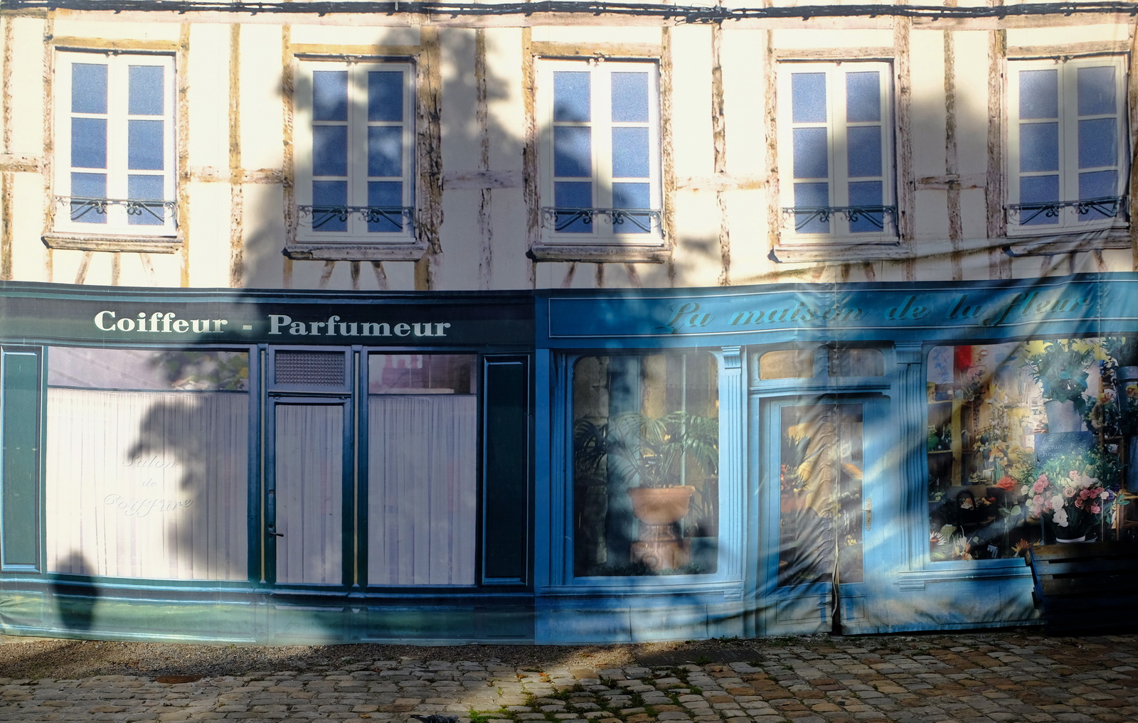 Couche de maquillage 2018