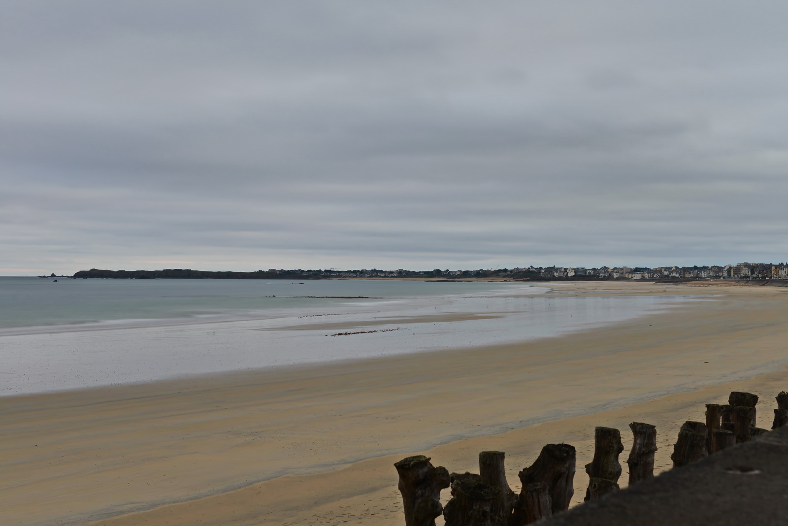 Placid atmosphere in octobre 2017